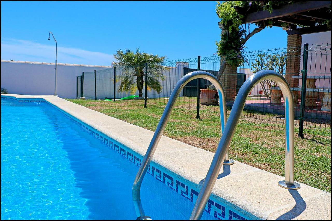 Bungalow Ramos III โกนิล เด ลาฟรอนเตรา ภายนอก รูปภาพ